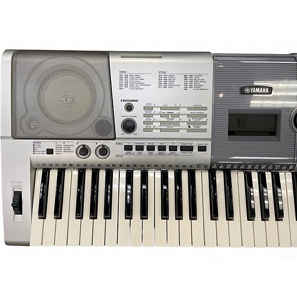 Used Yamaha E403 Keyboard Workstation