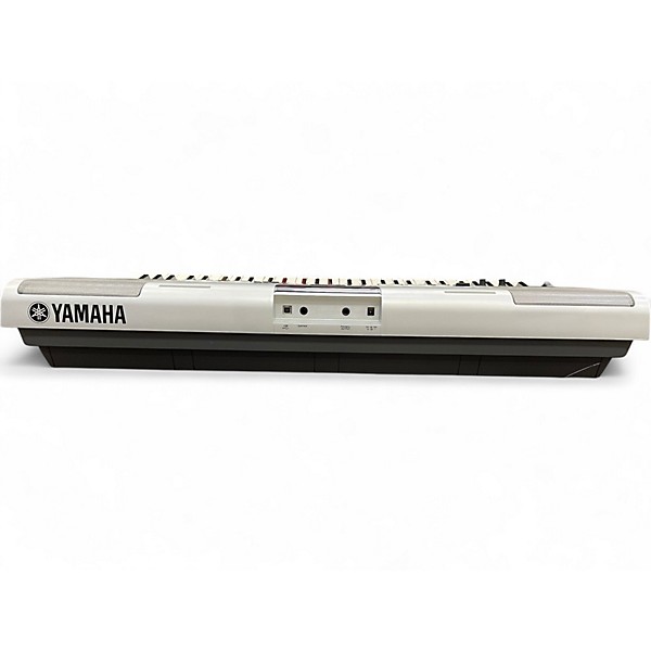 Used Yamaha E403 Keyboard Workstation