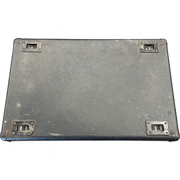 Used Fender BXR410 Bass Cabinet