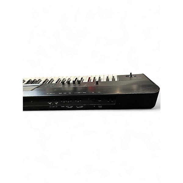 Used KORG Krome 73 Key Keyboard Workstation