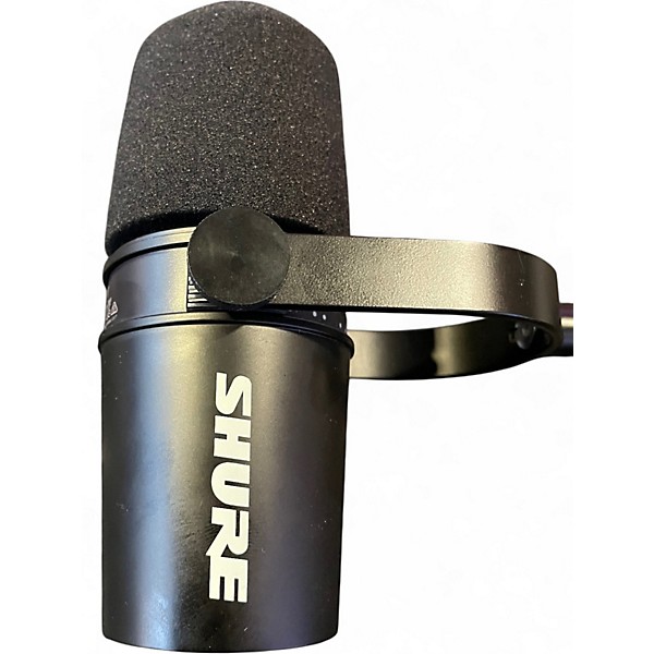 Used Shure MV7 Dynamic Microphone