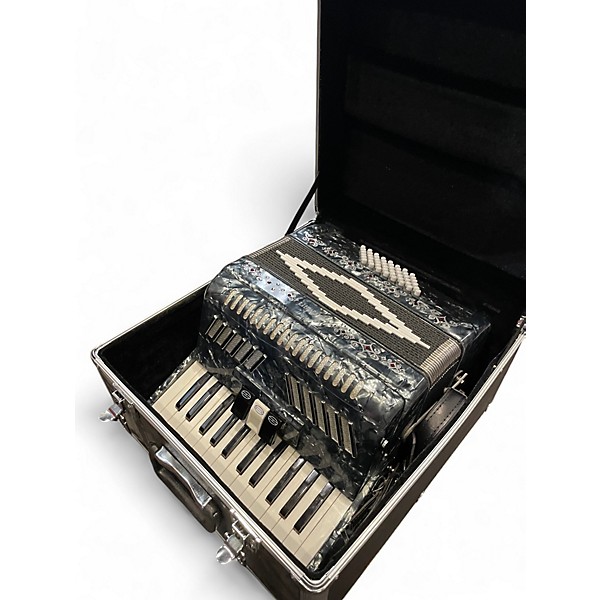 Used Sofiamari SM2648 Accordion Accordion