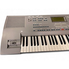 Used KORG iS40 Keyboard Workstation