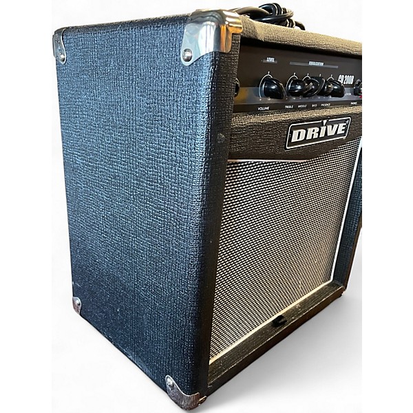 Used Drive CD200B Bass Combo Amp