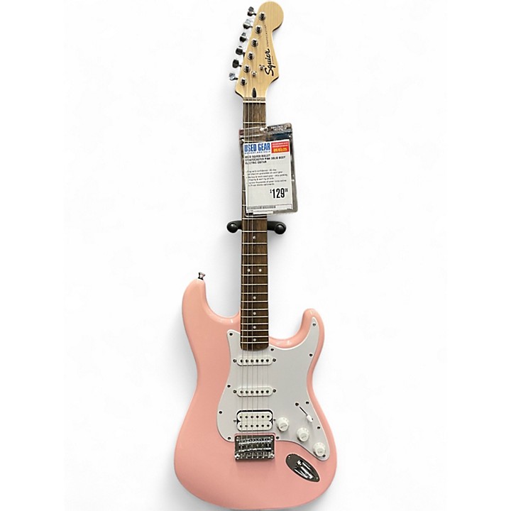 Squier Bullet ストラト ピンクエレキギター Amazon.com: Squier Bullet Stratocaster HT HSS Electric