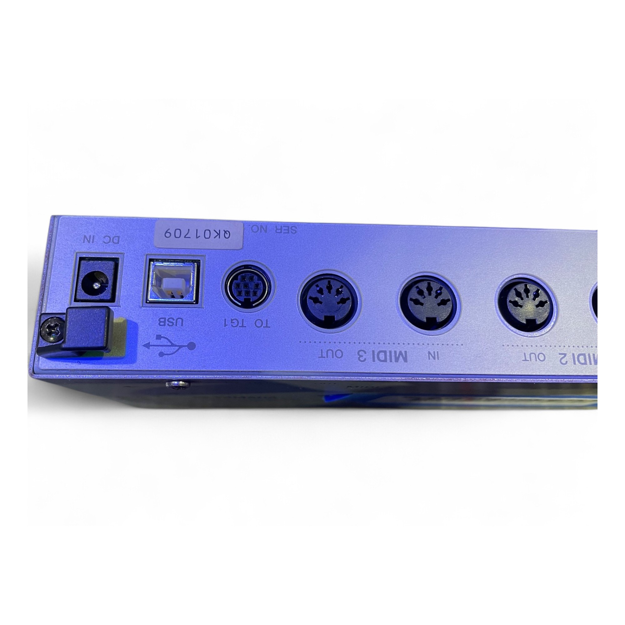 Used Yamaha UX256 Midi USB Interface MIDI Interface | Guitar Center