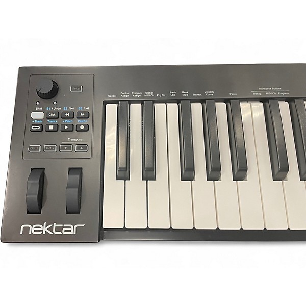 Used Nektar IMPACT GX61 MIDI Controller