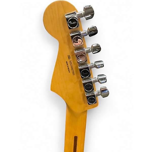 Used Fender Player Stratocaster Sienna Sunburst Solid Body Electric Guitar