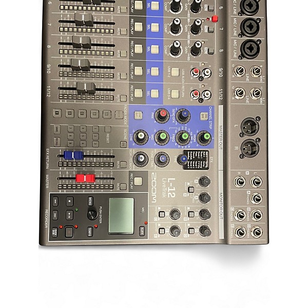 Used Zoom LIVETRAK L12 Powered Mixer