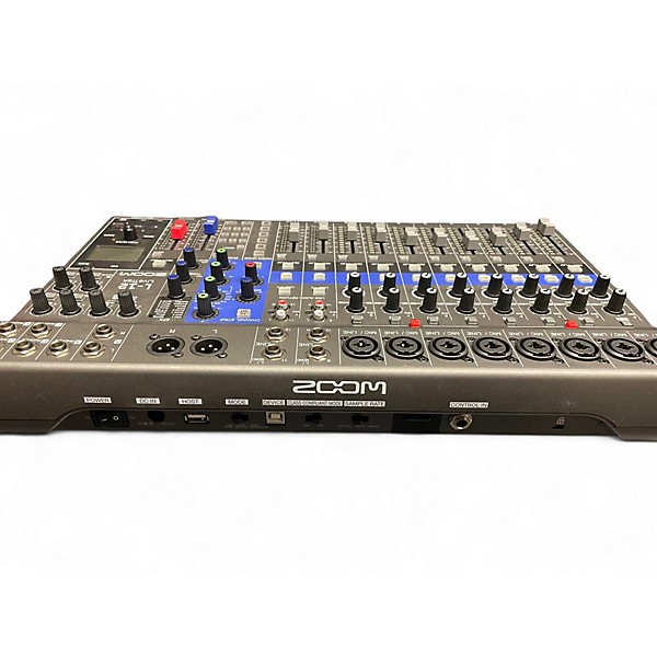 Used Zoom LIVETRAK L12 Powered Mixer