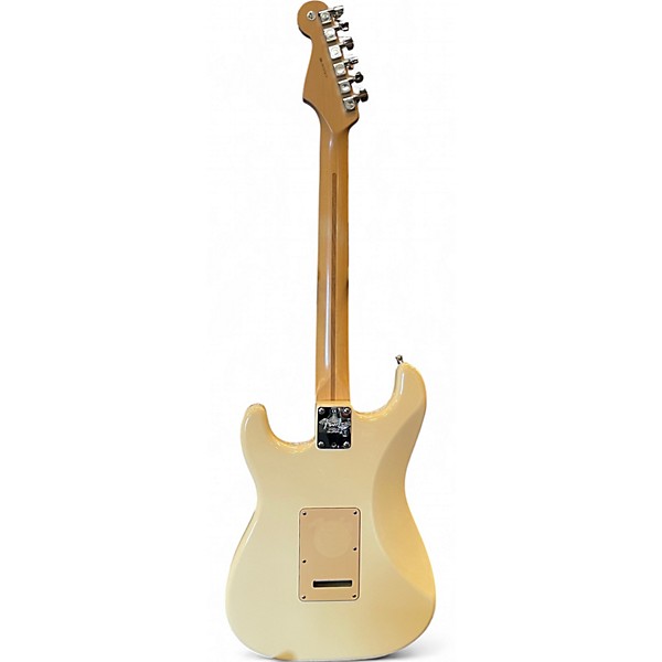 Used 2011 Fender 60th Anniversary American Standard Stratocaster Desert Sand Solid Body Electric Guitar