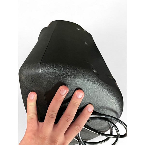 Used Behringer EUROLIVE 210D Powered Speaker