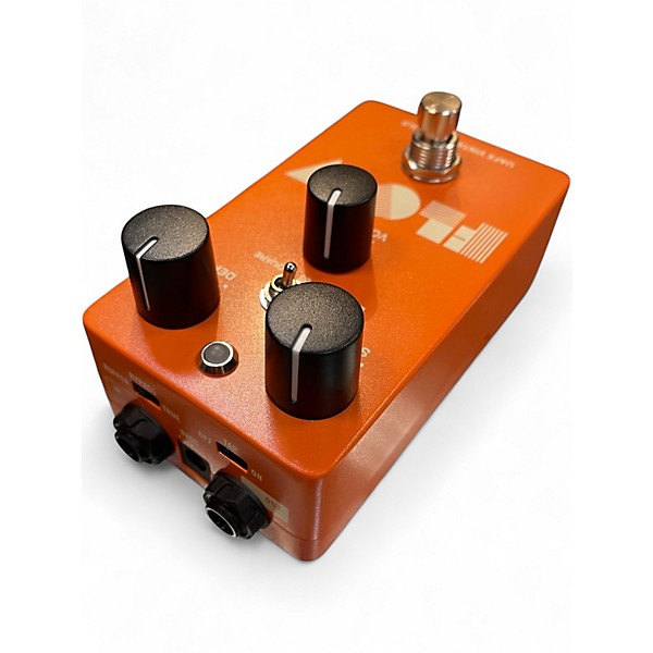 Used Universal Audio Flow Effect Pedal