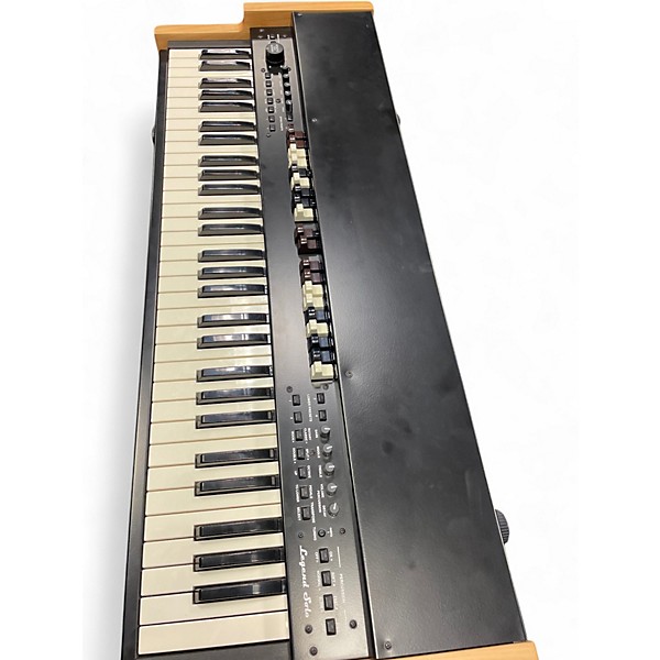 Used Viscount LEGEND SOLO ORGAN Organ