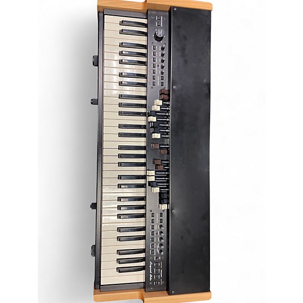 Used Viscount LEGEND SOLO ORGAN Organ