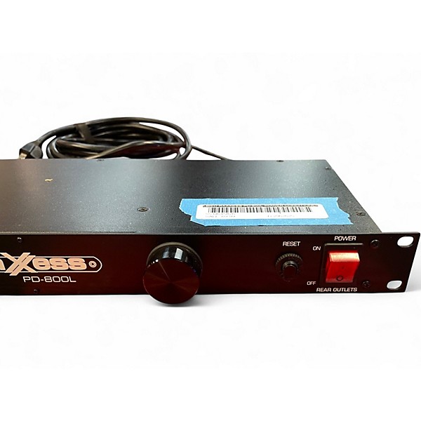 Used Raxxess PD-800L Power Conditioner