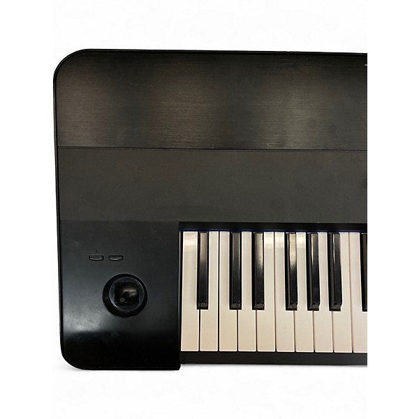 Used KORG Krome 88 Key Keyboard Workstation