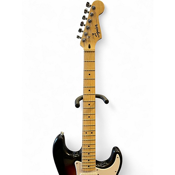 Used Squier STRATOCASTER 3 Tone Sunburst Solid Body Electric Guitar