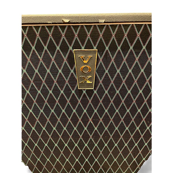 Used VOX Series 90 V130 Bass Cabinet