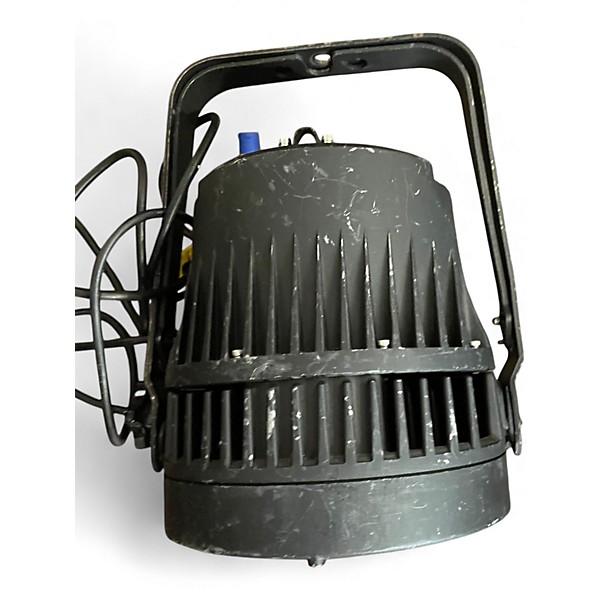 Used CHAUVET Professional COLORADO 2-QUAD ZOOM VW TOUR Lighting Effect