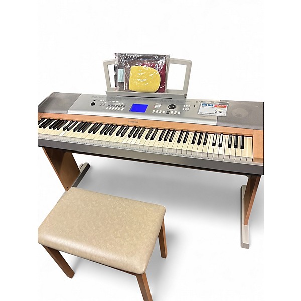 Used Yamaha DGX620 Digital Piano