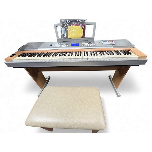 Used Yamaha DGX620 Digital Piano