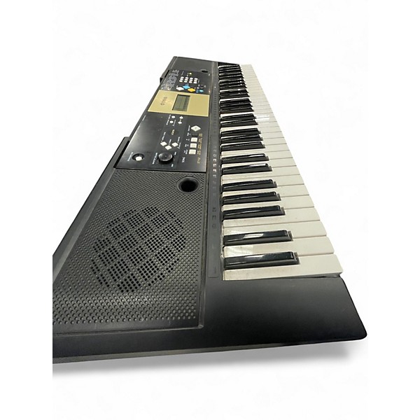 Used Yamaha YPT220 Portable Keyboard