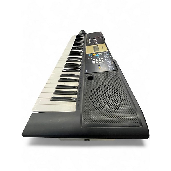 Used Yamaha YPT220 Portable Keyboard