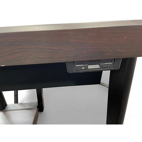 Used Yamaha CVP-207 Keyboard Workstation