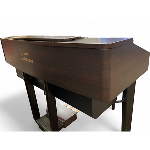 Used Yamaha CVP-207 Keyboard Workstation