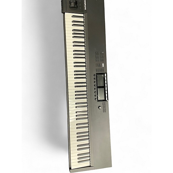 Used Native Instruments Komplete Kontrol S88 MK2 MIDI