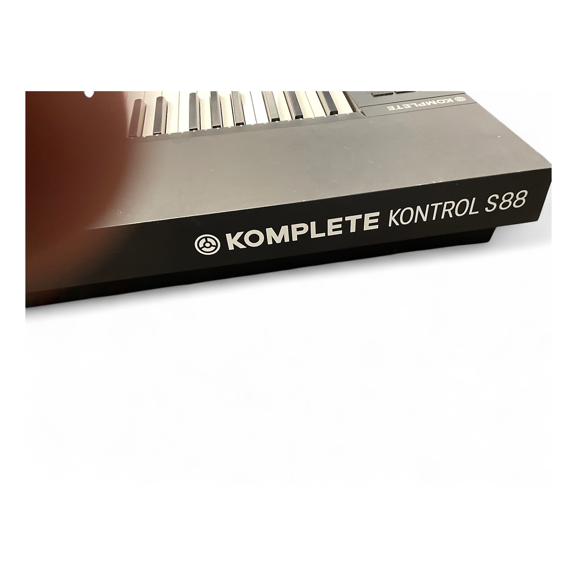 Used Native Instruments Komplete Kontrol S88 MK2 MIDI