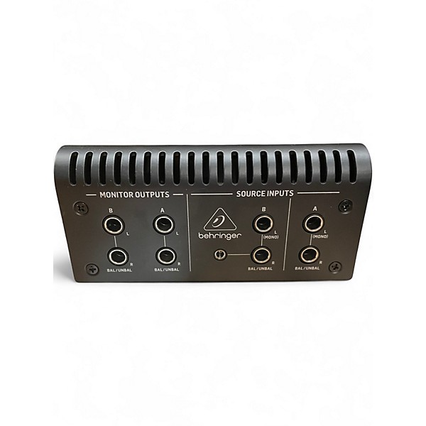 Used Behringer STUDIO M Audio Interface