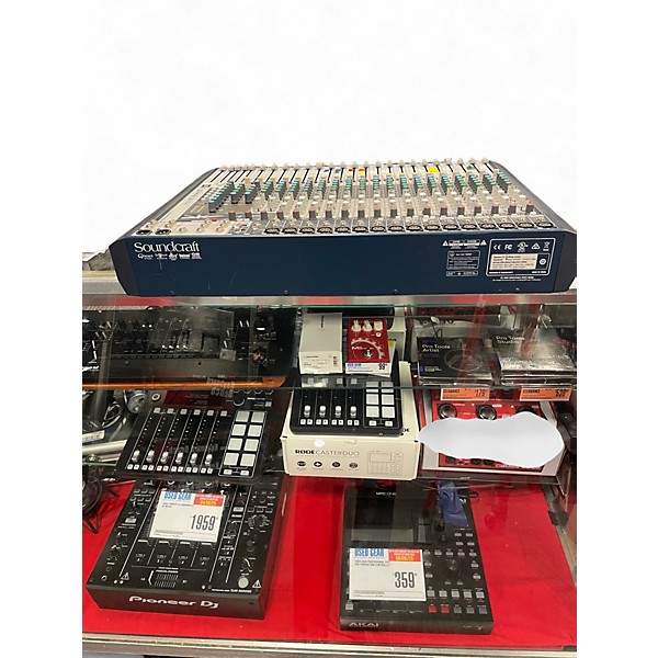 Used Soundcraft signature 22 Unpowered Mixer