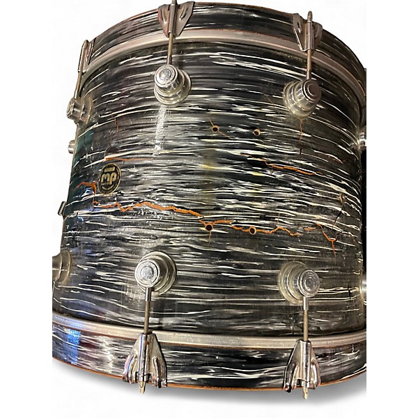 Vintage 1995 DW 5 Piece Collector's Series Black Pearl Drum Kit