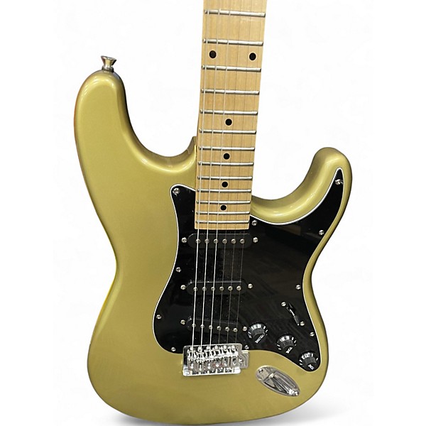 Used Leo Jaymz STRAT OLIVE GREEN SPARKLE Solid Body Electric Guitar