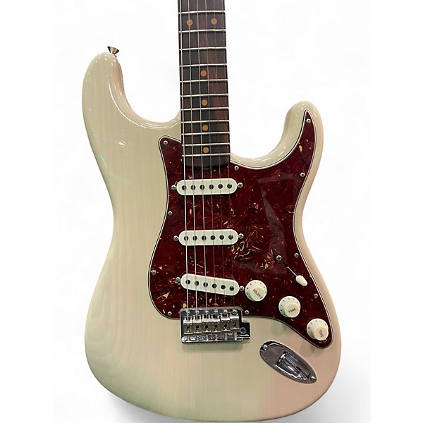 Used Fender Custom Shop Roasted Pine Closet Classic Stratocaster Honey Blonde Solid Body Electric Guitar