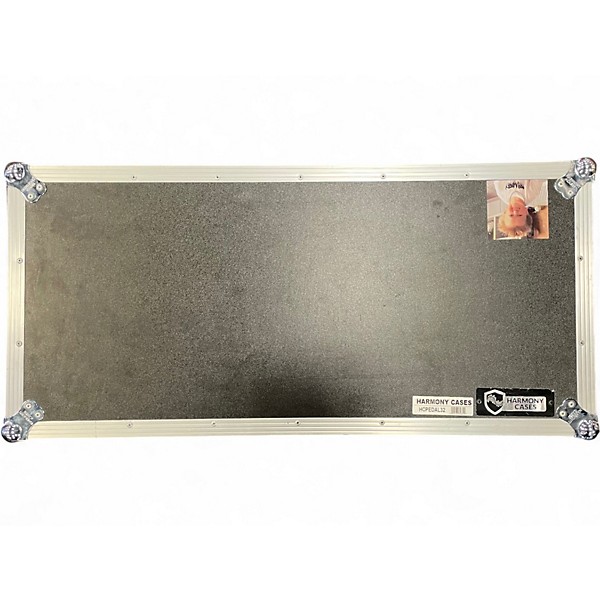 Used Harmony Cases HCPEDAL32 Pedal Board