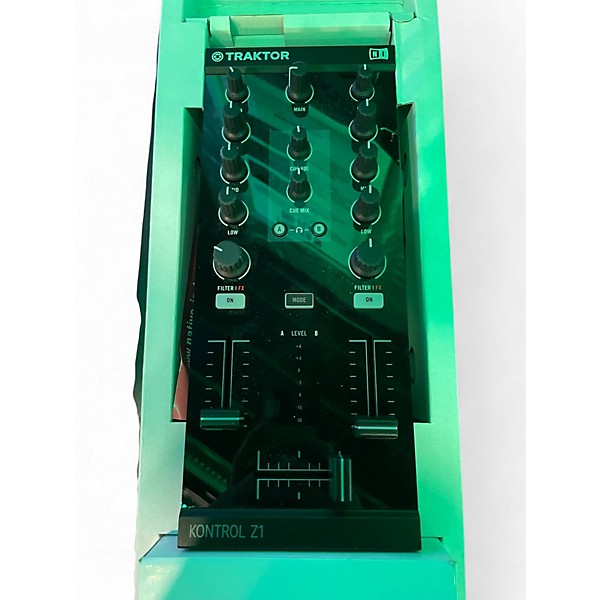 TRAKTOR KONTROL Z1 DJコントローラー Traktor Kontrol Z1 MK1 (Open Box) — DJ TechTools