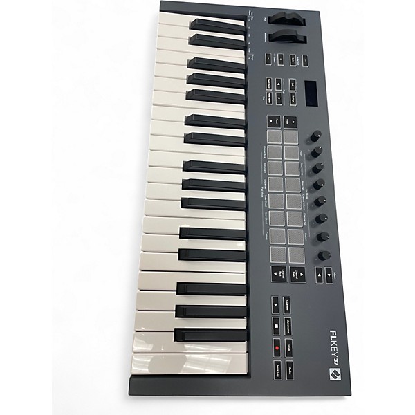 Novation FLKEY37 MIDIキーボード Amazon.com: Novation FLkey 37 37-Key MIDI Keyboard