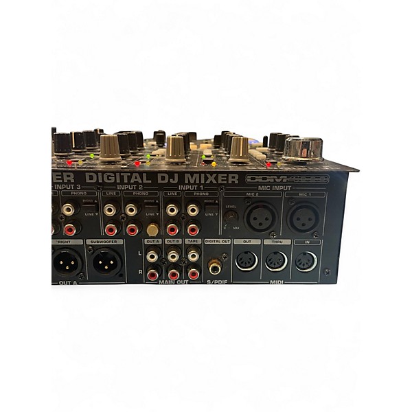 BEHRINGER デジタルDJミキサー DDM4000 Behringer DDM4000 Digital Pro Mixer at Gear4music