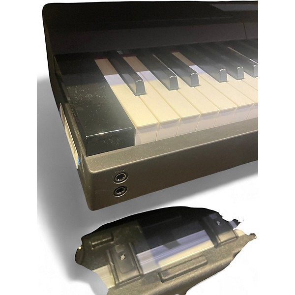 Used Yamaha p255 Keyboard Workstation