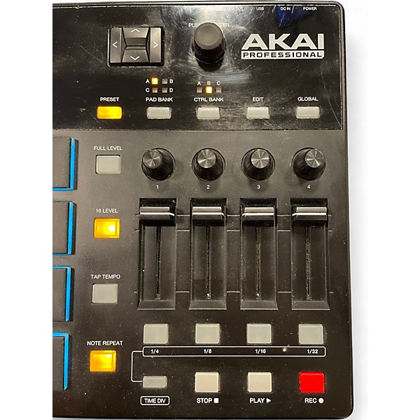 Used Akai Professional MPD226 MIDI Controller | Guitar Center