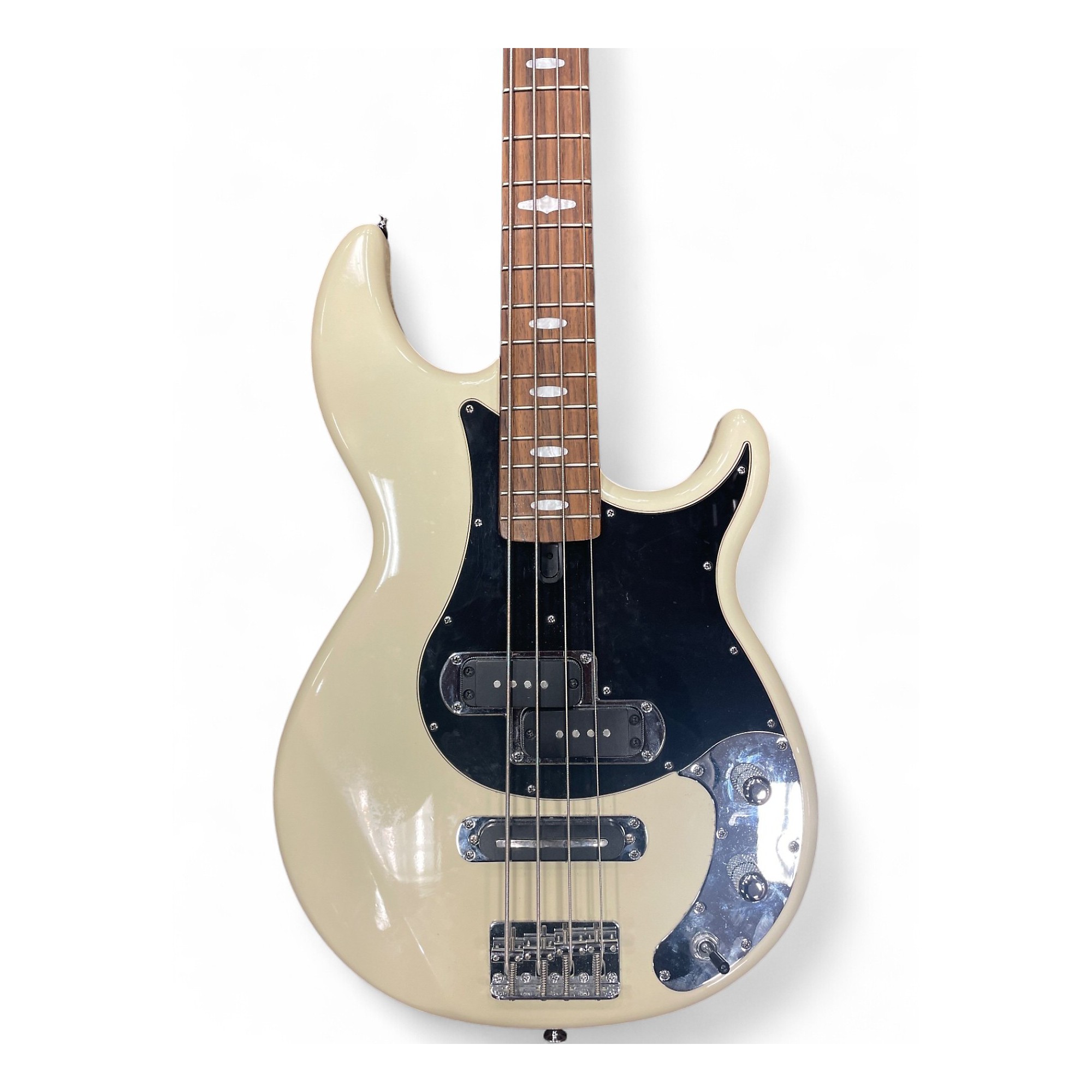 Used Yamaha BB424X Vintage White Electric Bass Guitar