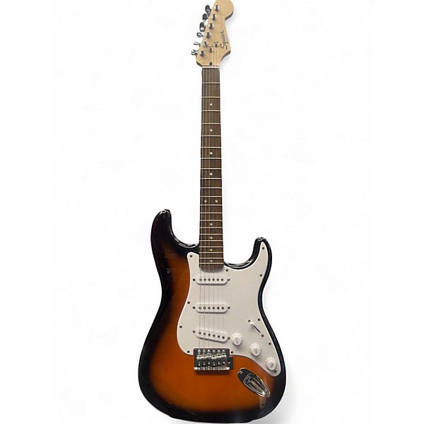 ギター Squier by Fender Standard Stratocaster Amazon.com: Fender Squier Debut Series Stratocaster Electric