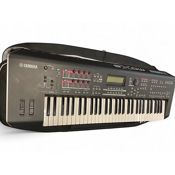 Used Yamaha MOX6 61 Key Keyboard Workstation | Guitar Center