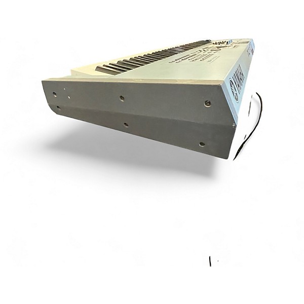 Used Yamaha MOTIF X58 Keyboard Workstation