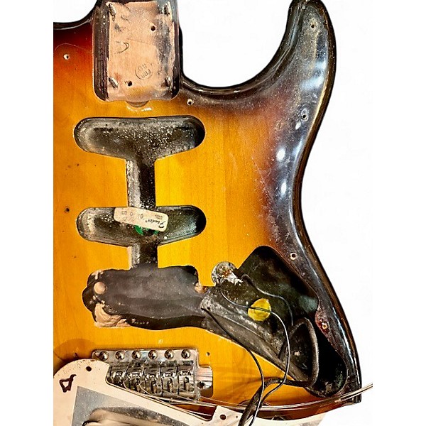 Vintage 1983 Fender Standard Stratocaster sunburst Solid Body Electric Guitar