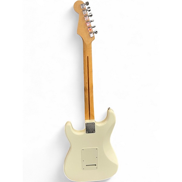 Used 2007 Fender Standard Stratocaster Arctic White Solid Body Electric Guitar