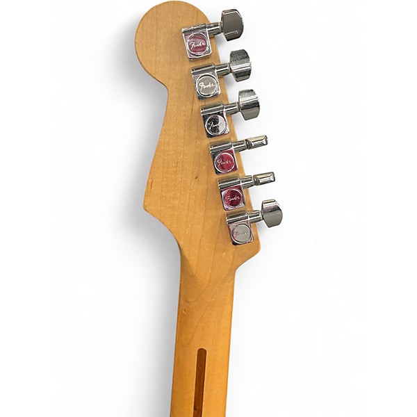 Used 2007 Fender Standard Stratocaster Arctic White Solid Body Electric Guitar